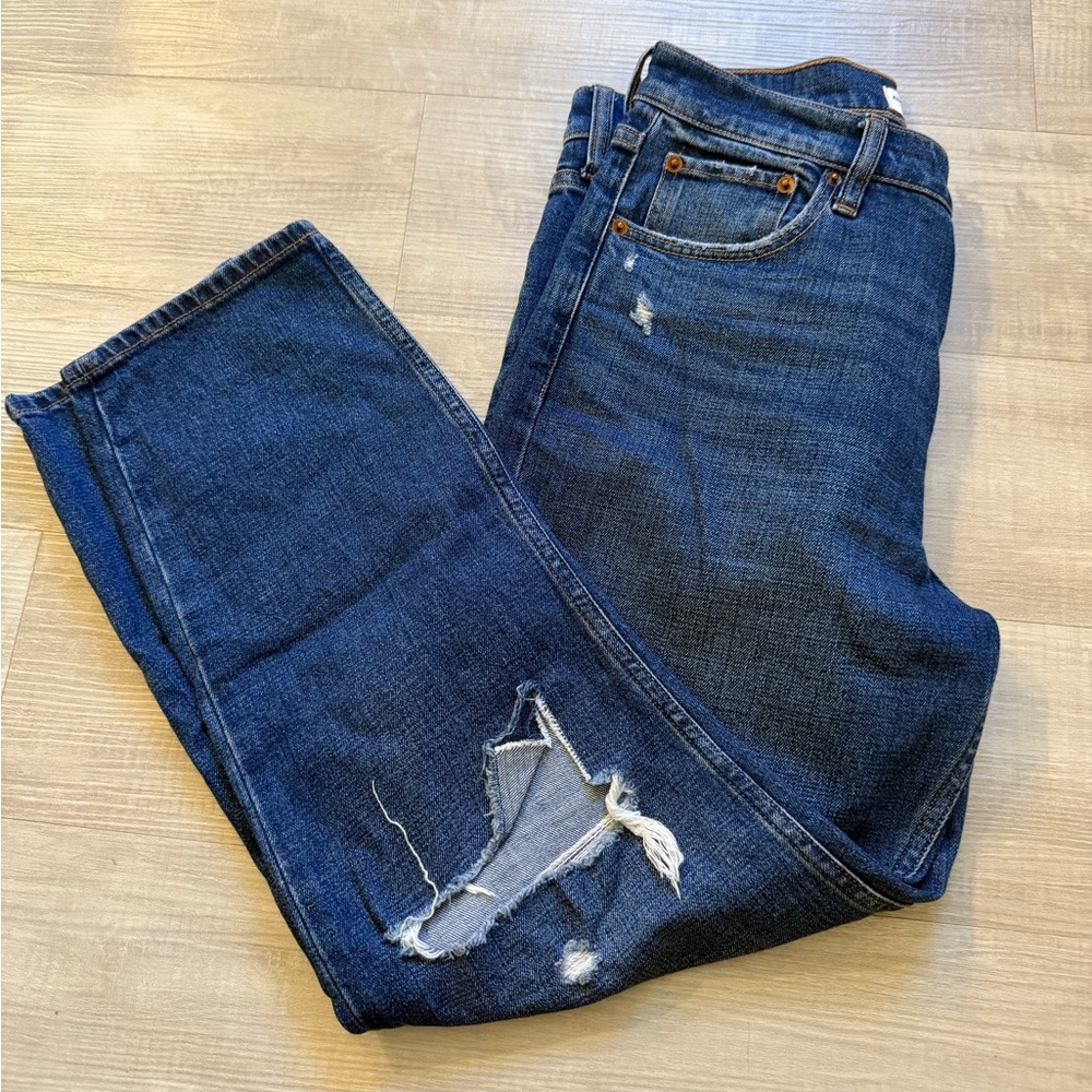Abercrombie Mom High Rise Jeans 27 Short